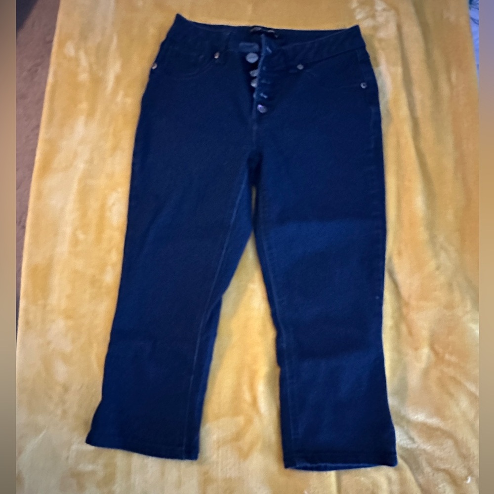 Size 6 capri jeans